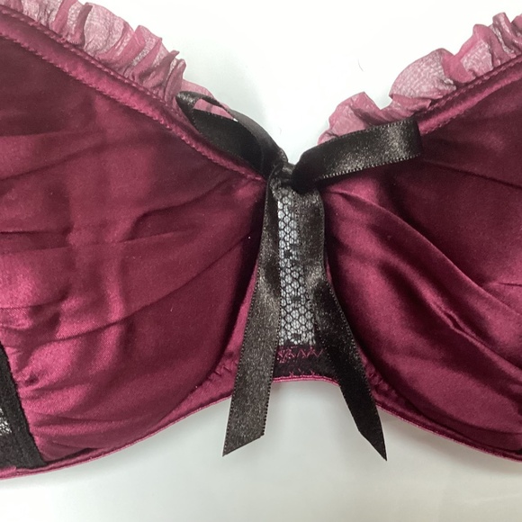 *NWOT* Spoylt Luxury Silk Pleated Ruffle Balconette Bra - 34D - Picture 3 of 8